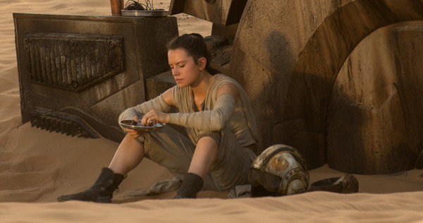 Star Wars: The Force Awakens

Rey (Daisy Ridley)

Ph: David James

© 2015 Lucasfilm Ltd. & TM. All Right Reserved.